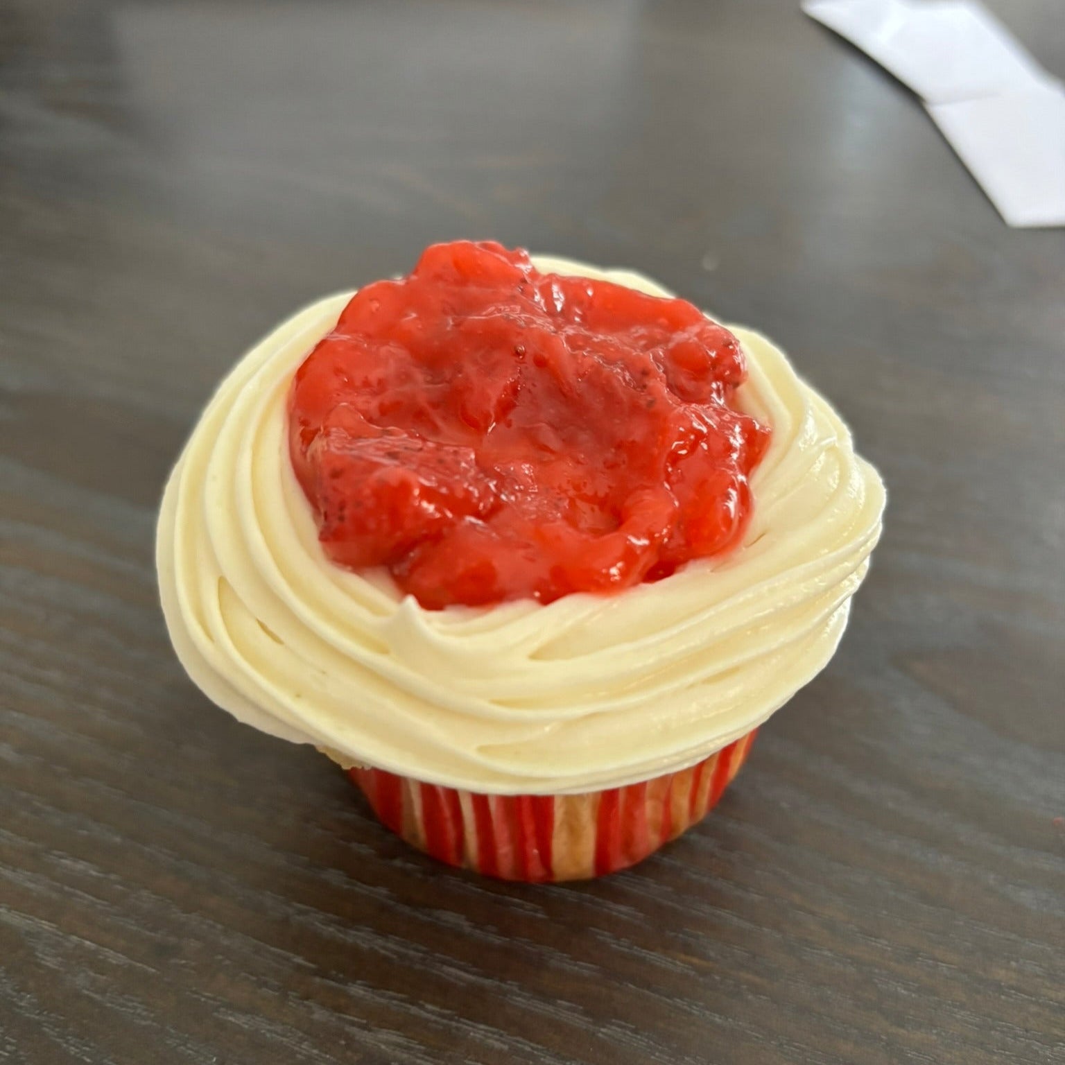Strawberry Lemonade Cupcake (6pk)